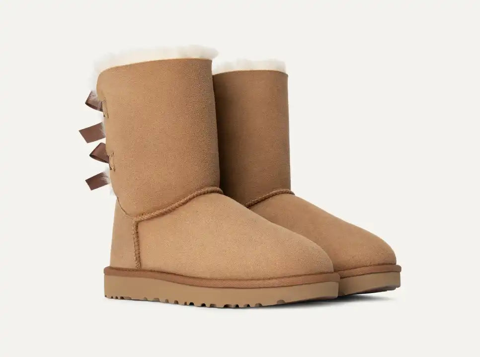 Cizme tip UGG cu fundițe decorative – Maro camel